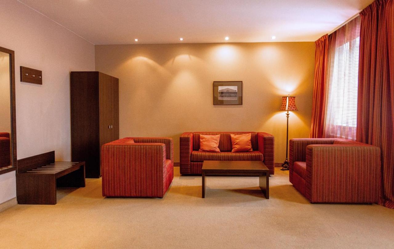 Rixwell Segevold Hotel 斯伽尔达 外观 照片